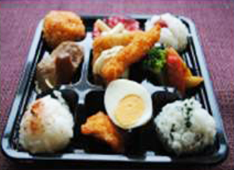 バラエティランチA 380円	